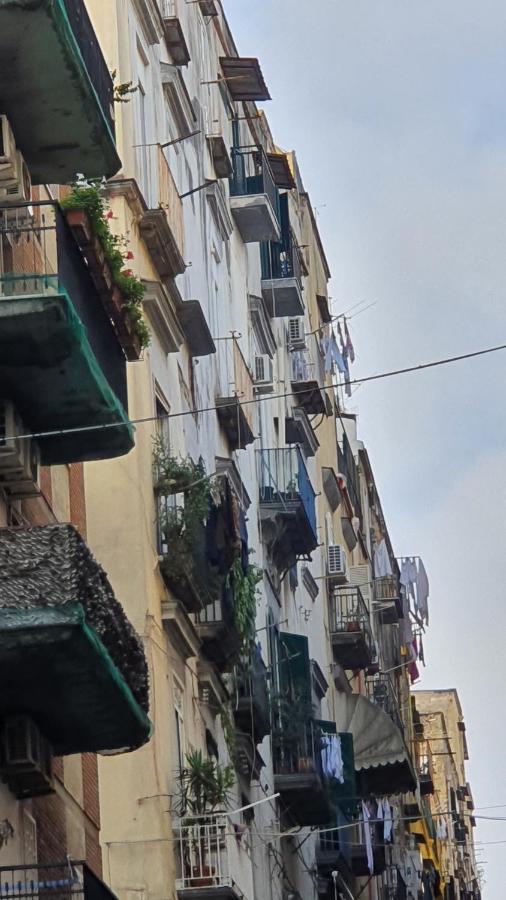 Apartament Casa Rosi Nel Cuore Di Napoli Zewnętrze zdjęcie
